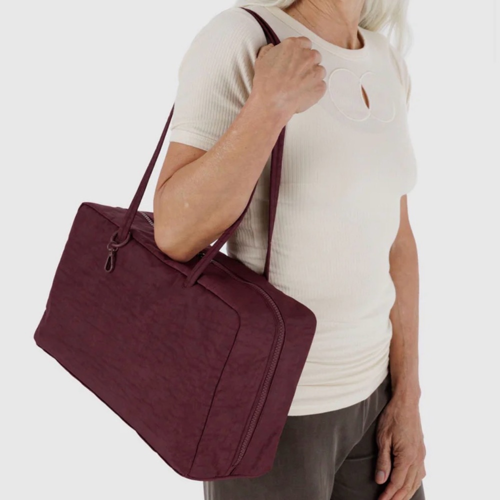 BAGGU Medium Nylon Bowler Bag in Mahogany